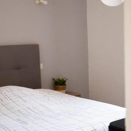فيلة Maison T3 Avec Jardin - *